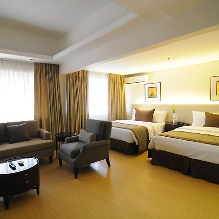 קואזון סיטי Imperial Palace Suites מראה חיצוני תמונה