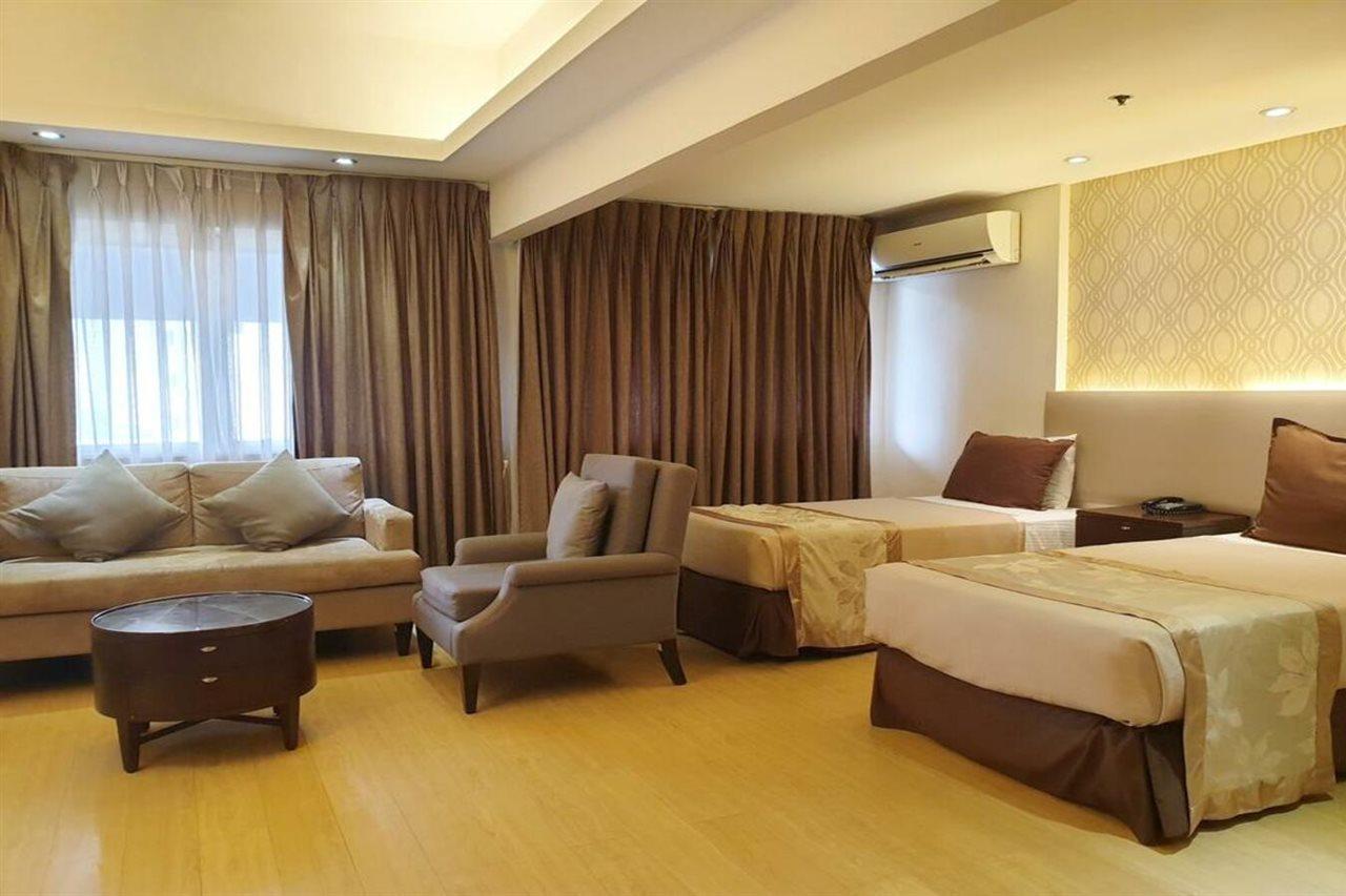קואזון סיטי Imperial Palace Suites מראה חיצוני תמונה
