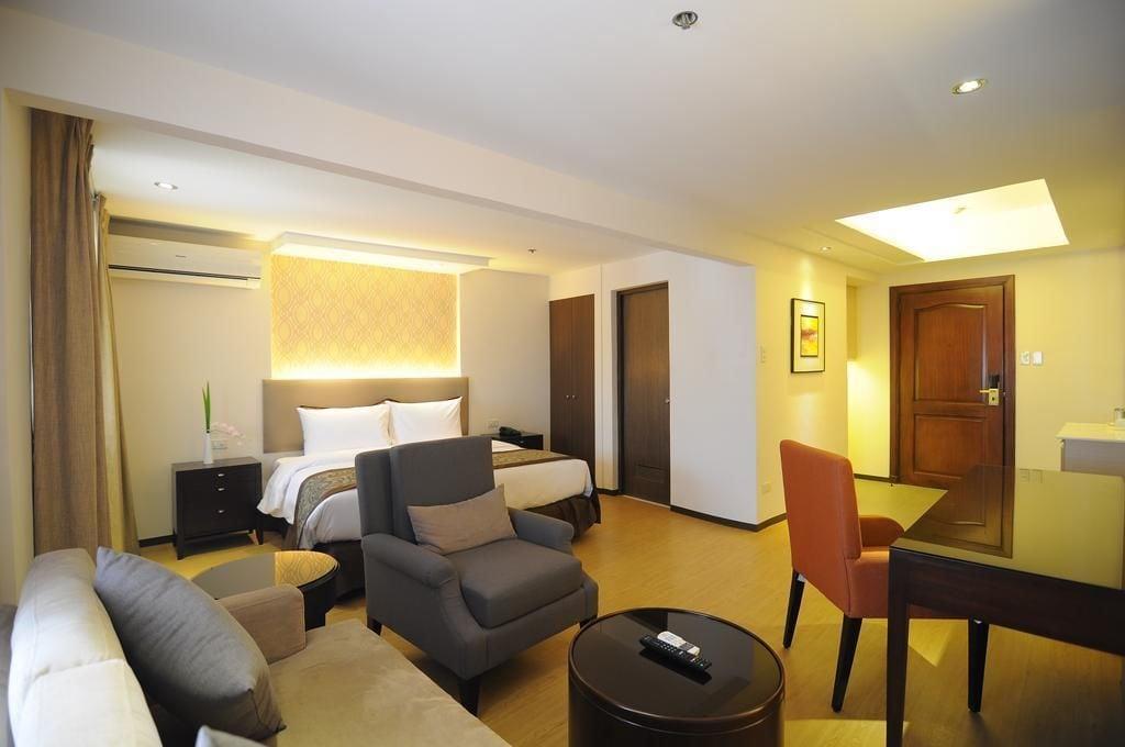 קואזון סיטי Imperial Palace Suites מראה חיצוני תמונה