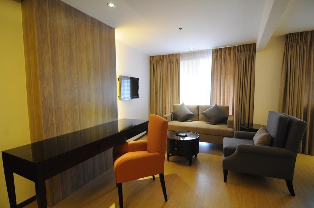 קואזון סיטי Imperial Palace Suites מראה חיצוני תמונה