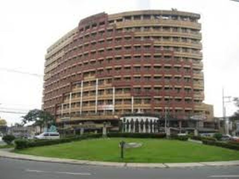 קואזון סיטי Imperial Palace Suites מראה חיצוני תמונה