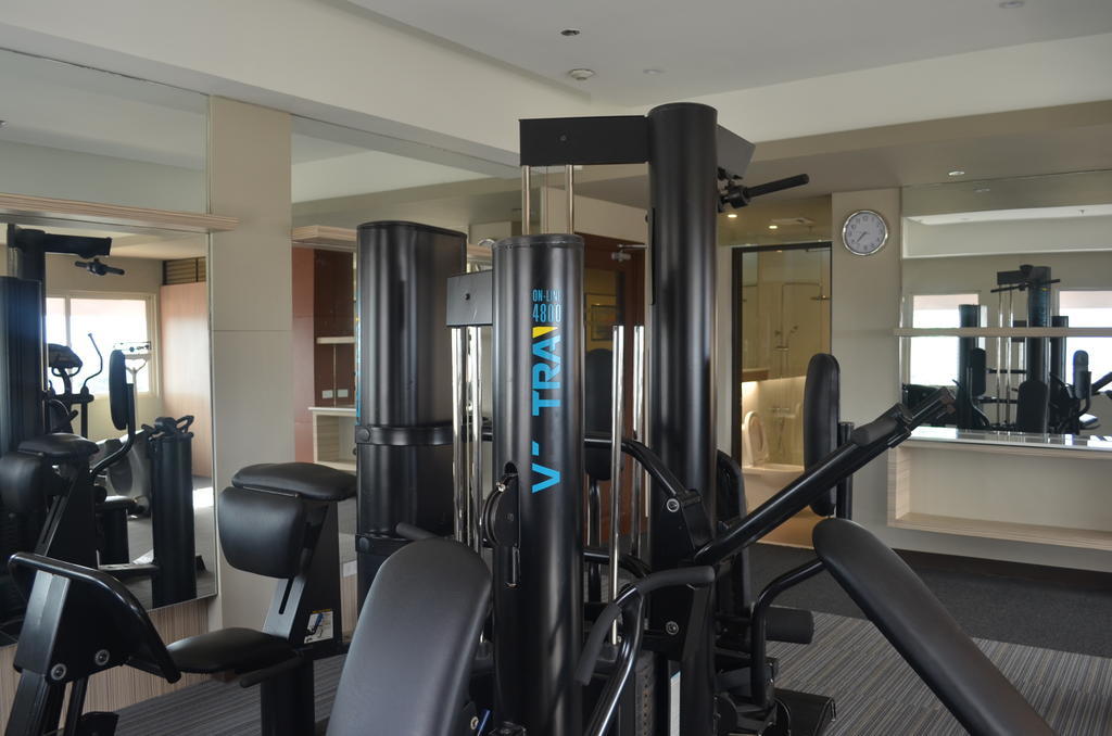קואזון סיטי Imperial Palace Suites מראה חיצוני תמונה