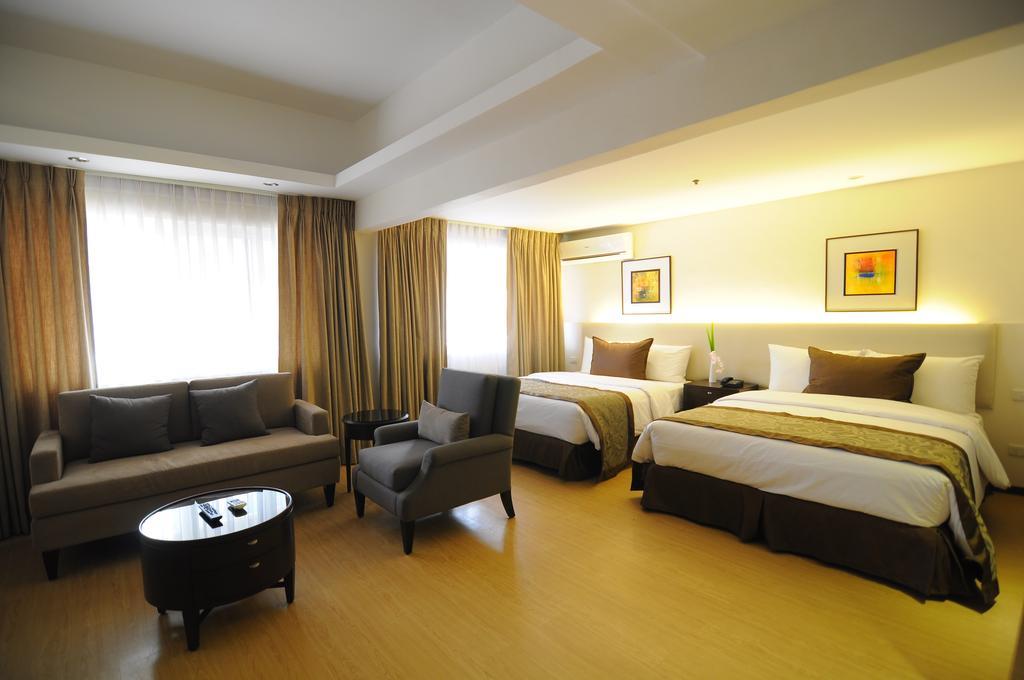 קואזון סיטי Imperial Palace Suites מראה חיצוני תמונה