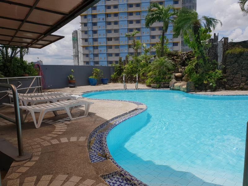 קואזון סיטי Imperial Palace Suites מראה חיצוני תמונה