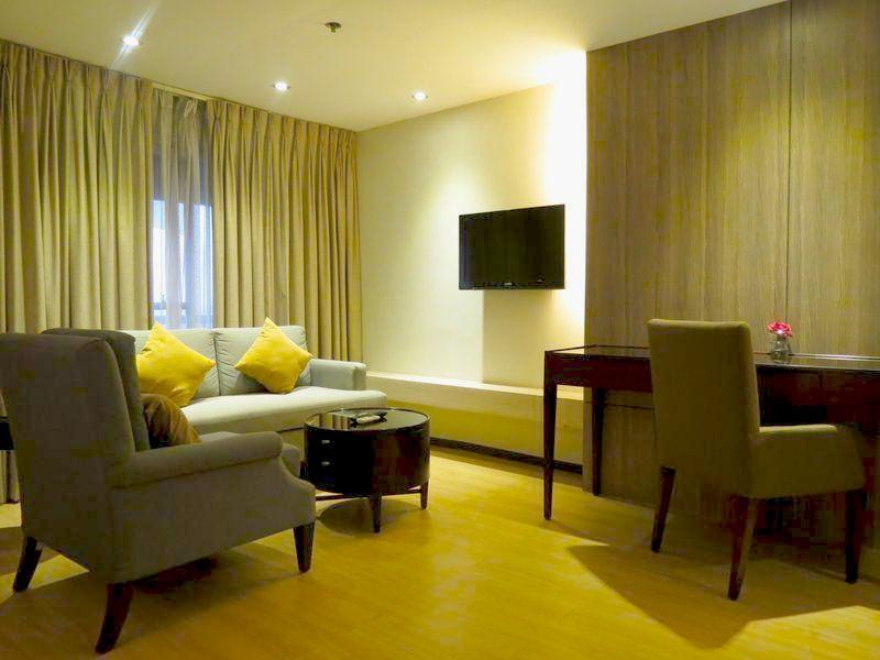 קואזון סיטי Imperial Palace Suites מראה חיצוני תמונה