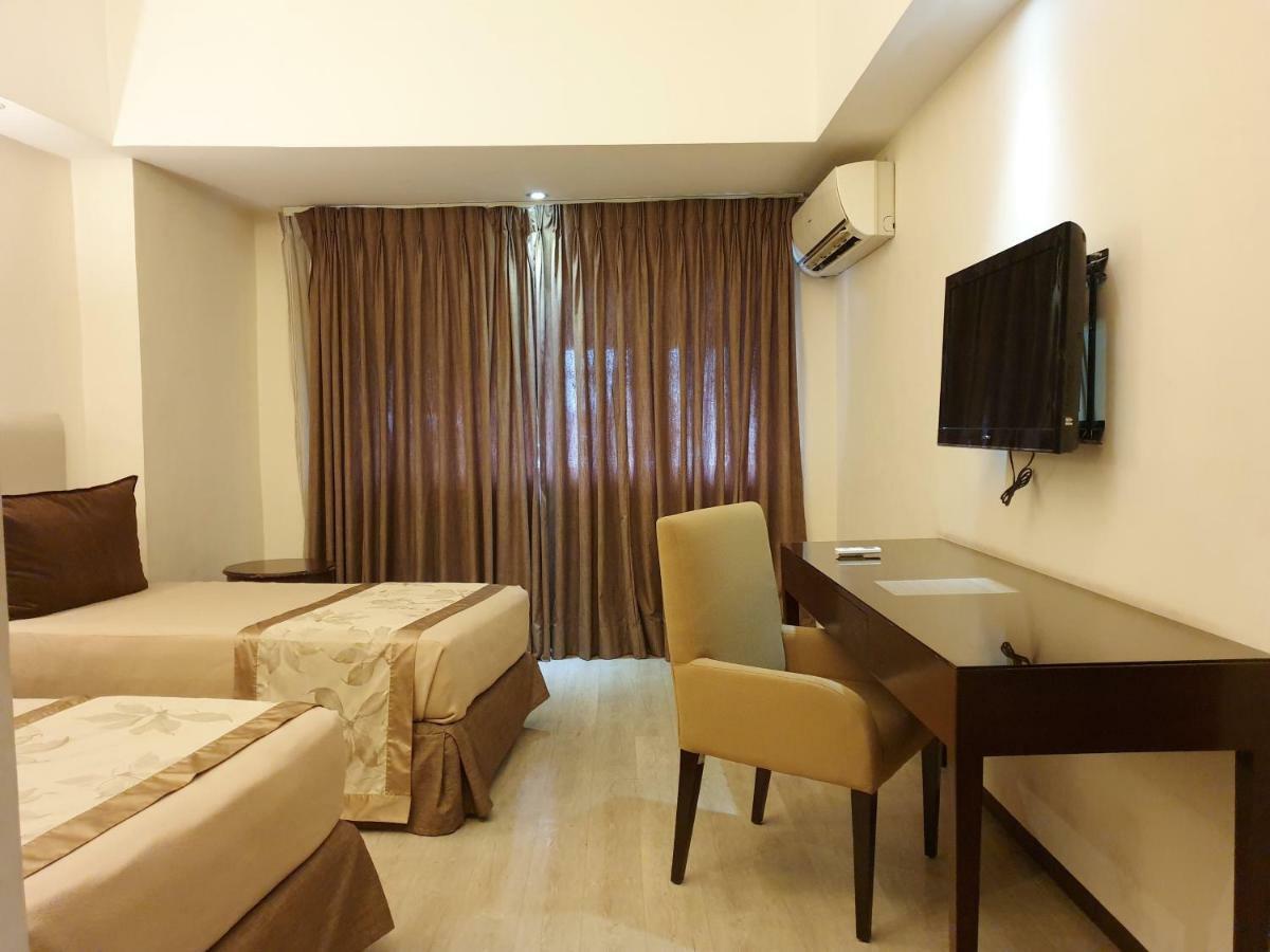 קואזון סיטי Imperial Palace Suites מראה חיצוני תמונה